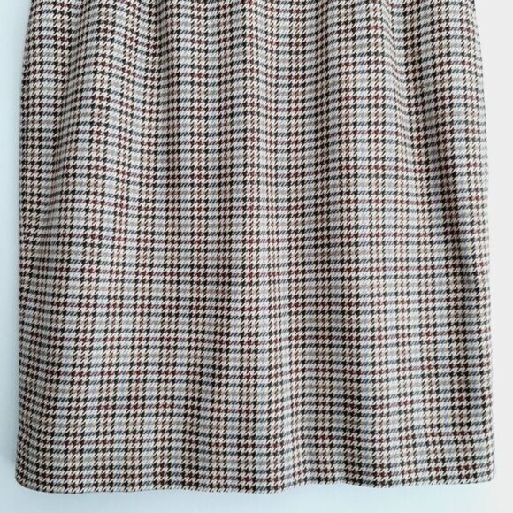 TALBOTS Classic Houndstooth Knee Length Pencil Skirt Sz 10 Flawed - Picture 5 of 13